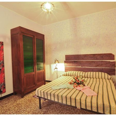 B&B Au Caruggiu Ceriale Szoba fotó