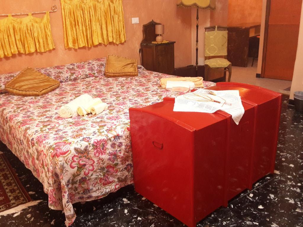 B&B Au Caruggiu Ceriale Szoba fotó